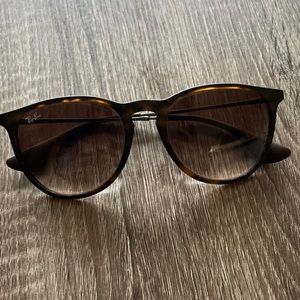 Ray-Ban Erika Classic Sunglasses